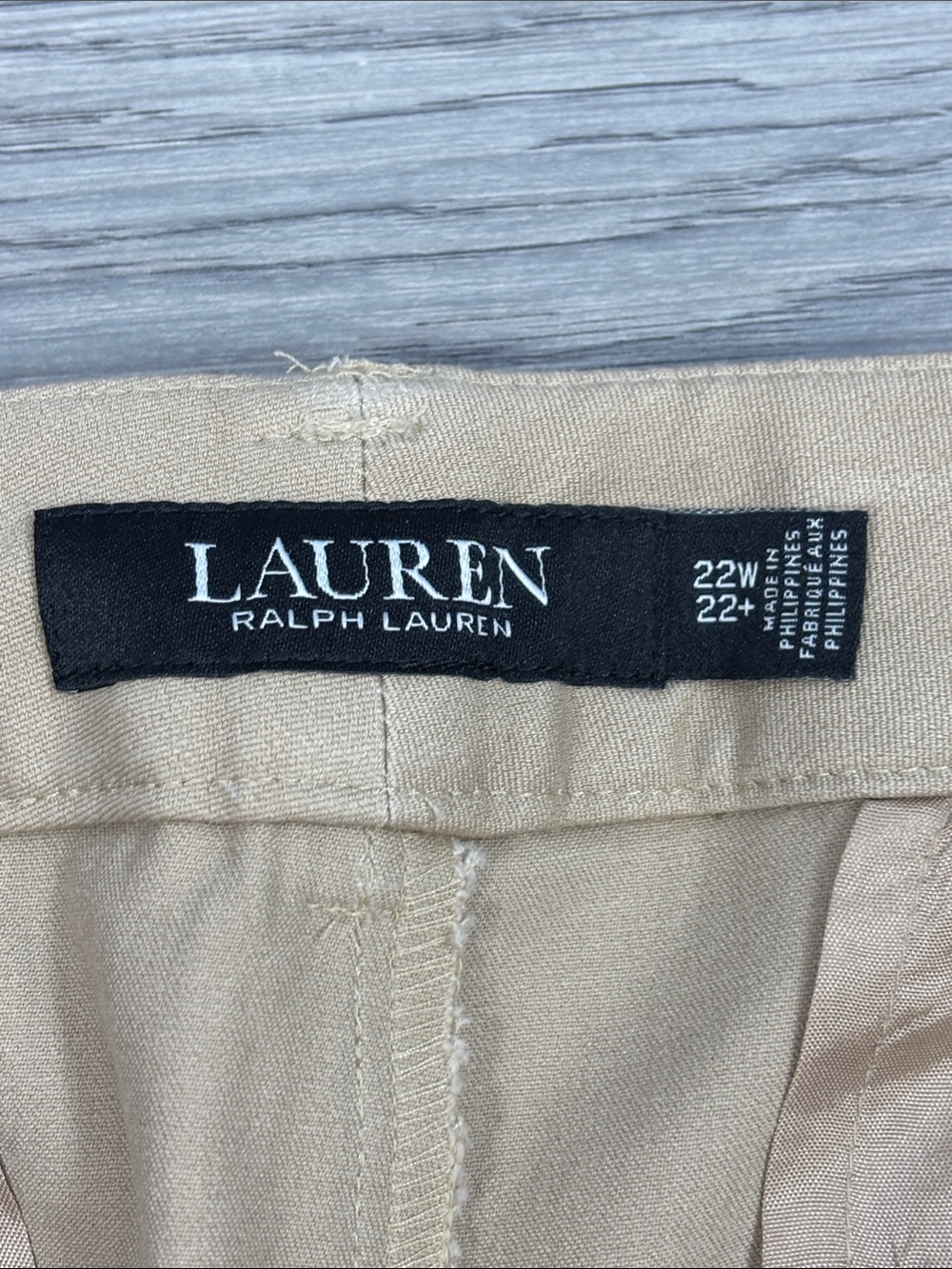 Lauren Ralph Lauren Tan Bermuda Shorts - size 22W NWT - Picture 3 of 4